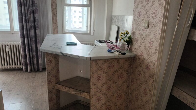 Muncii, Arena Nationala, bloc mixt garsoniera